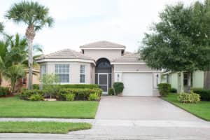 689 Stanford Ln, Port St. Lucie, FL 34983, Sold 04/26/16