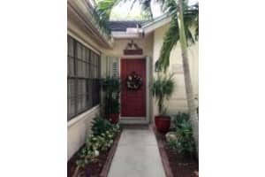 10968 Stafford Cir S, Boynton Beach, FL 33436, Sold 04/15/16