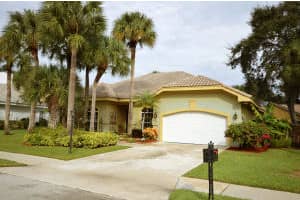 2703 Hampton Cir S, Delray Beach, FL 33445, Sold 03/04/16