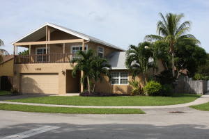 1900 SW 83rd Ave, North Lauderdale, FL 33068, Sold 06/01/16