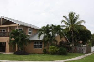 1900 SW 83rd Ave, North Lauderdale, FL 33068, Sold 06/01/16