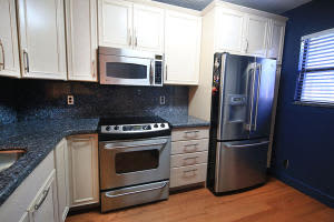 805 NW 47th St, Pompano Beach, FL 33064, Sold 02/11/16