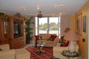 3575 S Ocean Blvd, South Palm Beach, FL 33480, Sold 08/25/16