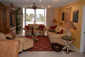 3575 S Ocean Blvd, South Palm Beach, FL 33480, Sold 08/25/16