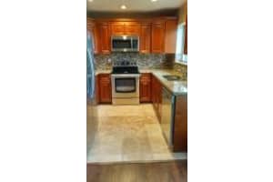 5300 Bosque Ln APT 34, West Palm Beach, FL 33415, Sold 02/16/16