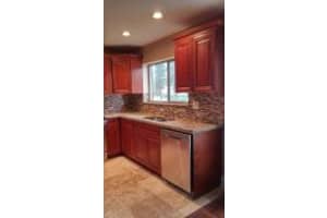 5300 Bosque Ln APT 34, West Palm Beach, FL 33415, Sold 02/16/16