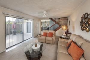 MLS# R10190382, Vero Beach, Florida 32960