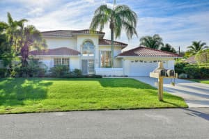 8325 SE Woodcrest Pl, Hobe Sound, FL 33455, Sold 03/07/16