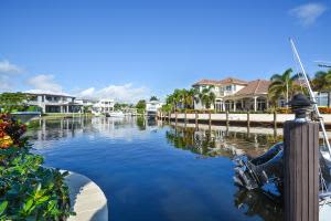 725 NE 36th St, Boca Raton, FL 33431, Sold 03/17/16