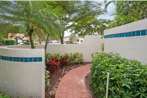 5057 Monterey Ln, Delray Beach, FL 33484, Sold 06/06/16