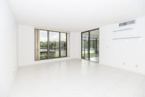5188 Woodland Lakes Dr, Palm Beach Gardens, FL 33418, Sold 02/26/16