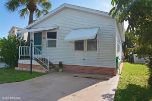 332 Nettles Blvd, Jensen Beach, FL 34957, Sold 02/29/16