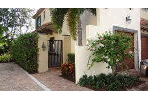 825 Via Villagio, Hypoluxo, FL 33462, Sold 04/14/16