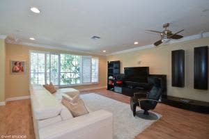 600 NE Venezia Ln, Boca Raton, FL 33487, Sold 04/22/16