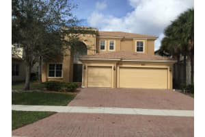 8625 Palisades Lakes Dr, Royal Palm Beach, FL 33411, Sold 02/05/16