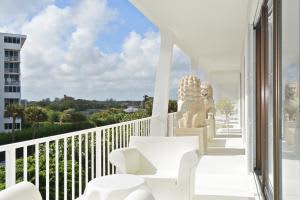 2275 S Ocean Blvd, Palm Beach, FL 33480, Sold 12/08/16