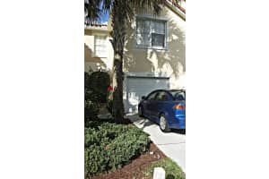 1073 Pinewood Lake Ct, Greenacres, FL 33415, Sold 02/02/16