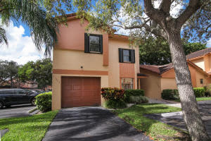 11293 SW 9th Ct, Pembroke Pines, FL 33025, Sold 02/29/16