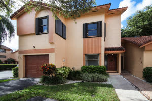 11293 SW 9th Ct, Pembroke Pines, FL 33025, Sold 02/29/16