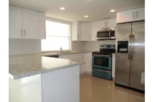 958 NW 13th St, Stuart, FL 34994, Sold 02/12/16