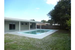 958 NW 13th St, Stuart, FL 34994, Sold 02/12/16