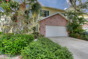 134 Spruce St, Boynton Beach, FL 33426, Sold 04/29/16