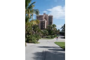 530 Ocean Dr, Juno Beach, FL 33408, Sold 08/22/16