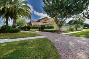 6708 Hollandaire Dr W, Boca Raton, FL 33433, Sold 04/27/16