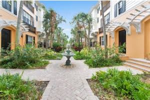 326 E Mallory Cir, Delray Beach, FL 33483, Sold 03/18/16