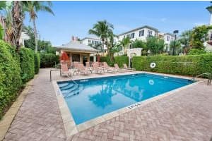 326 E Mallory Cir, Delray Beach, FL 33483, Sold 03/18/16