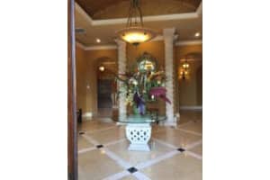 616 Clearwater Park Rd APT 305, West Palm Beach, FL 33401, Sold 12/30/16