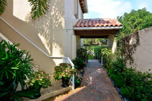 1460 Harbour Point Dr, West Palm Beach, FL 33410, Sold 08/02/16