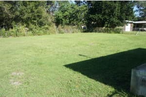 2444 3rd St SW, Vero Beach, FL 32962, Sold 02/01/16