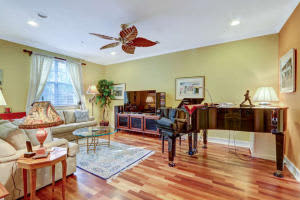 314 E Mallory Cir, Delray Beach, FL 33483, Sold 03/31/16