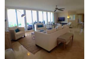 2051 SE 3rd St, Deerfield Beach, FL 33441, Sold 03/22/16