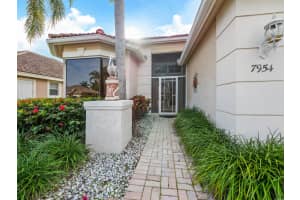 7954 SE Hempstead Cir, Hobe Sound, FL 33455, Sold 04/01/16