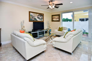 3301 Elizabeth Pl S, Palm Springs, FL 33461, Sold 07/01/16