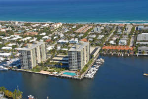 220 Mac Farlane Dr s 702, Delray Beach, FL 33483, Sold 03/31/16