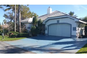 8394 SE Lagoon Dr, Hobe Sound, FL 33455, Sold 03/20/17