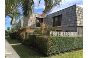 2393 Waterside Dr, Lake Worth, FL 33461, Sold 04/07/16