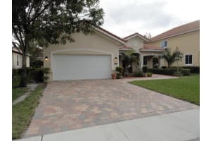 6728 Bulrush Ct, Greenacres, FL 33413, Sold 04/15/16