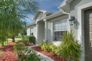 4570 21st St, Vero Beach, FL 32966, Sold 02/25/16