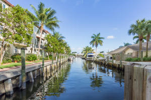 826 Virginia Gardens Dr, Boynton Beach, FL 33435, Sold 03/31/16