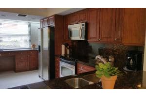616 NE 20th Ln, Boynton Beach, FL 33435, Sold 03/15/16