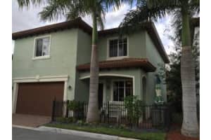 577 NW Library Commons Way, Boca Raton, FL 33432, Sold 04/12/16