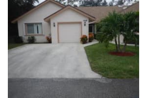 166 Par Dr, Royal Palm Beach, FL 33411, Sold 02/11/16