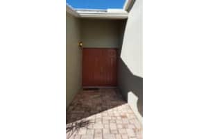 5657 N Cameo Dr, Boca Raton, FL 33433, Sold 05/17/16