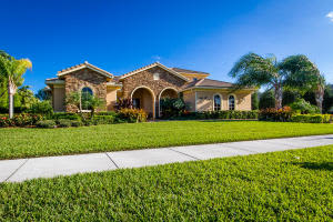 7489 SE Belle Maison Dr, Stuart, FL 34997, Sold 05/31/16