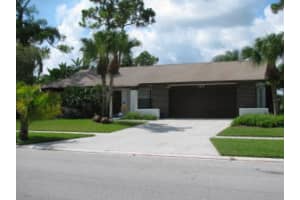 105 Parkwood Dr, Royal Palm Beach, FL 33411, Sold 03/14/16