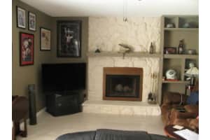 105 Parkwood Dr, Royal Palm Beach, FL 33411, Sold 03/14/16